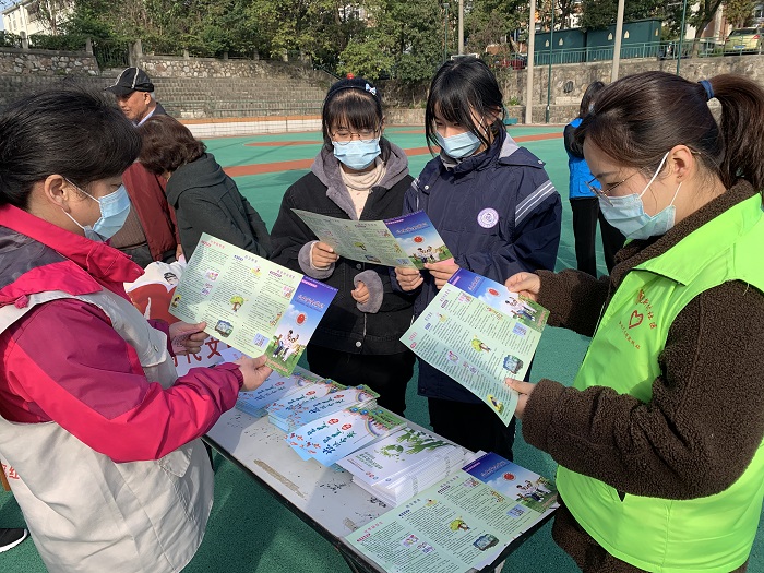 11.27栖化新村社区：加强公共安全宣传 ，提升安全防范意识-1.jpg