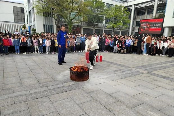 微信图片_20230410104319_副本.jpg