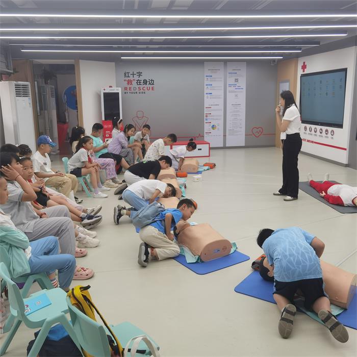1、“博爱少年”公益夏令营(1).jpg