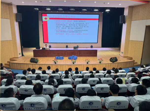 时堰中学军训.png
