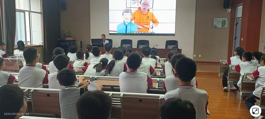 娇山湖2.png
