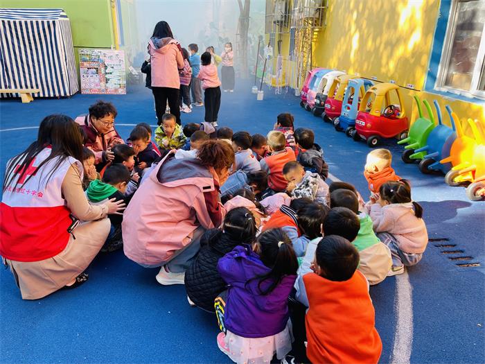 3、太平护幼 消防同行.jpg